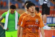 开云平台-海牛本轮打入绝平球！宋龙为何第一时间找到基莱斯庆祝，本人回应